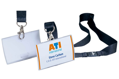Namensschilder mit Textilband